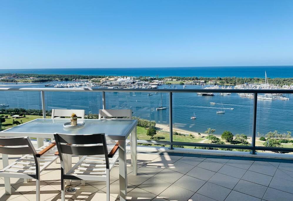 Southport Sea Views - Shores Apartment Gold Coast Luaran gambar